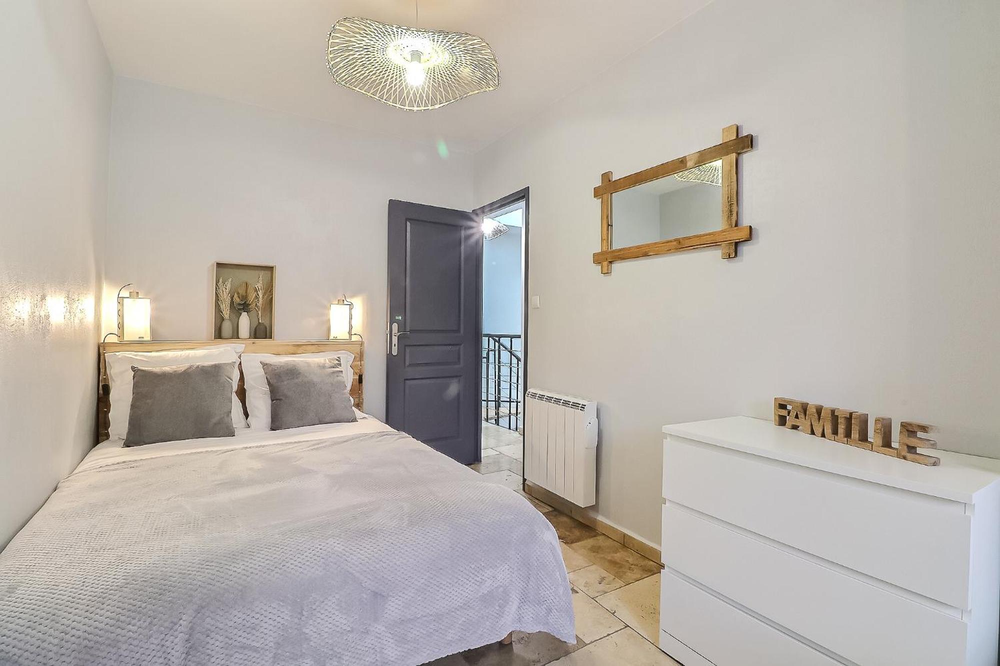 Le Logy-Cosy - Appartement 5 Pers - Clim Wifi Cosy Garage Saint-Gilles  Dış mekan fotoğraf